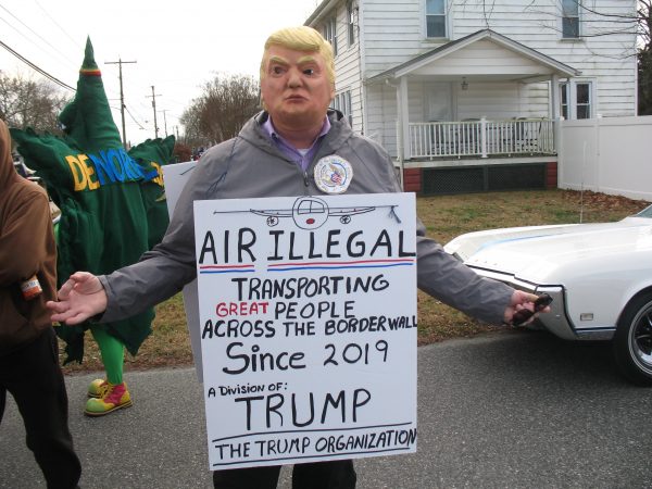 Norton Nearly of Townsend was part of one of many floats dedicated to the president of the United States. (John Mussoni/WHYY)