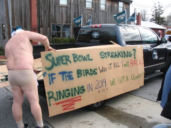 Craig Wessell of Townsend promised he’d streak down Broad Street in Middletown if the Eagles won the Super Bowl. He honorer that vow. (John Mussoni/WHYY)