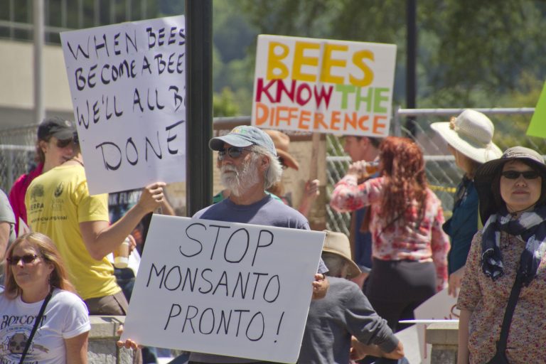 A former GMO researcher explains how class plays into flawed perceptions of genetically engineered crops. (Image courtesy of Bigstock)