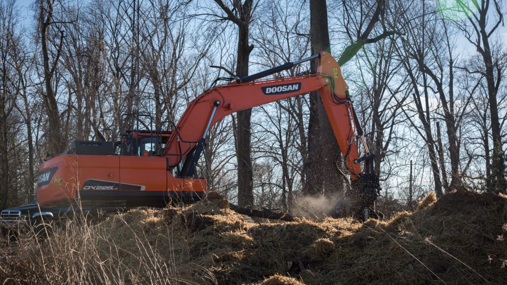 cohen-me2pipeline_aston-14-1920×1080 The Mariner East 2 pipeline has officially broken ground in the Delaware County town of Aston. The beginning stages of the pipeline includes clear cutting trees and preparing makeshift roads for the heavy machinery to traverse. (Emily Cohen for StateImpact Pennsylvania)