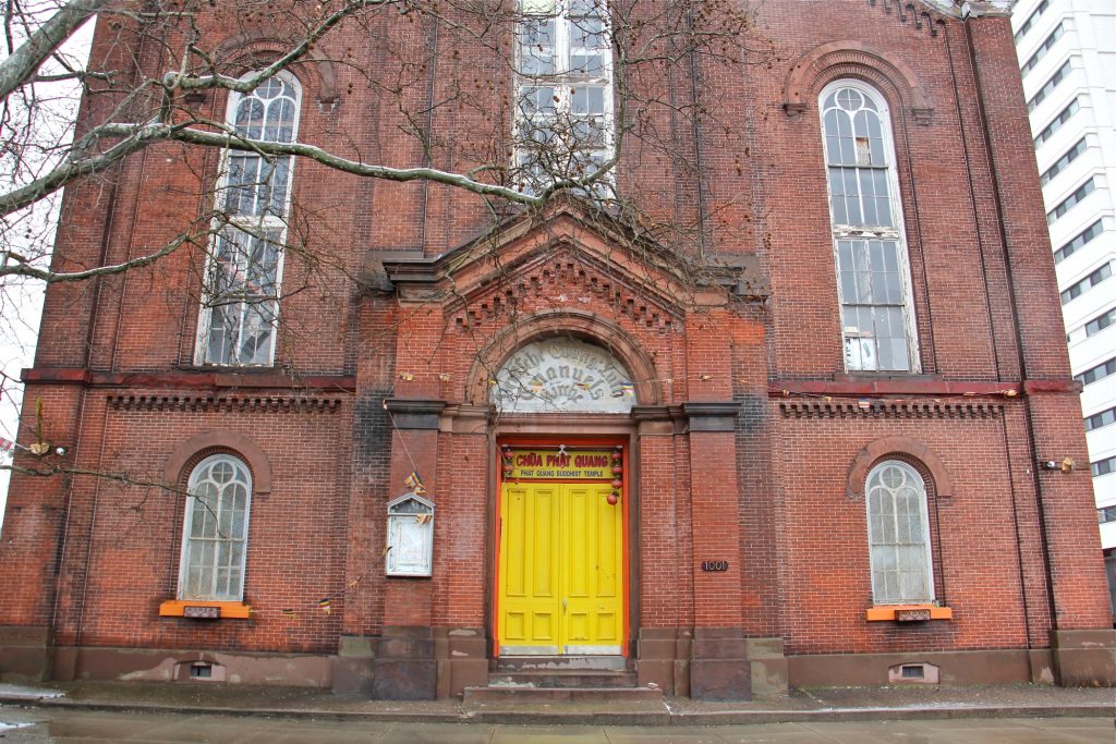 Emanuel Lutheran Church, more recently Phat Quang Buddhist Temple, on 4th Street in Queen Village. (Emma Lee/WHYY)