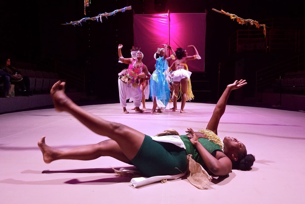 2019 03 06-p crimmins-annenberg center-vessels Six women imagine the hull of a slave ship in