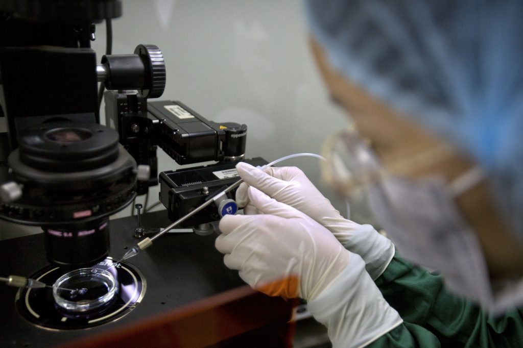 WHO Gene Editing On March 19, an expert committee convened by the World Health Organization is calling for the U.N. health agency to create a global registry of scientists working on gene editing. (Mark Schiefelbein/AP Photo)
