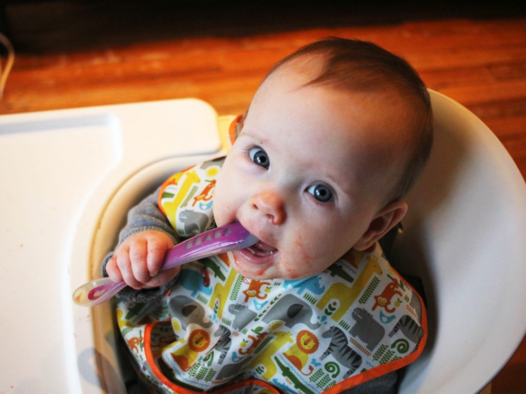 How do you tell the good parenting advice from the bad? When producer Selena Simmons-Duffin’s daughter was ready to start solid food, her parents encountered wildly conflicting advice about what to feed her. How do you tell the good parenting advice from the bad? When producer Selena Simmons-Duffin's daughter was ready to start solid food, her parents encountered wildly conflicting advice about what to feed her. (Selena Simmons-Duffin/NPR)