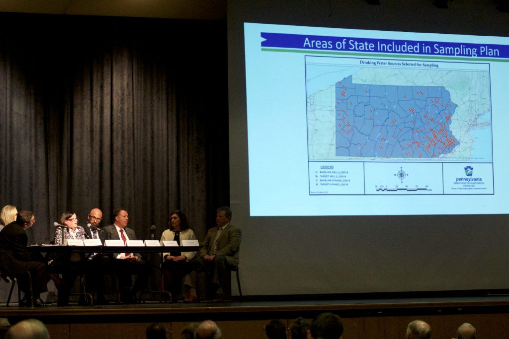 2019-04-15_04__BS18940-B-Slabbers-PFAS-Action-Team-Horsham-Abington-Seniot-High-School-PFAS-Action-Team-Public-Townhall-Meeting-—-20190415_PFAS_Update_BS1572-1920×1280 In this file photo, people at a community meeting in Abington, Pa. on April 15, 2019 got an update of where the state will test drinking water for levels of the toxic family of chemicals known as PFAS. (Bastiaan Slabbers for WHYY)