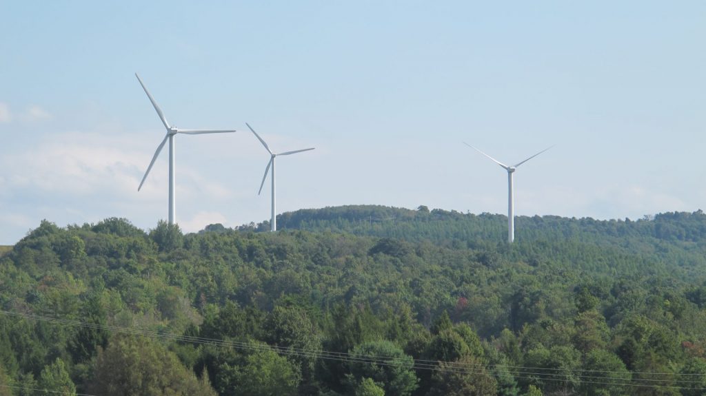 IMG_4822-1920×1078 Wind turbines along the Pennsylvania Turnpike.(Pennsylvania Turnpike Comission)