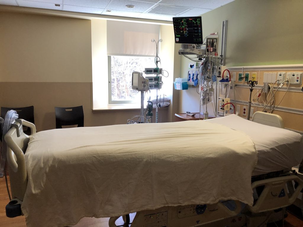 InsideRoom Inside the negative pressure isolation room at St. Luke’s University Hospital. Vent in the upper right filters contaminated air in the room. (Christine Fennessy for WHYY)