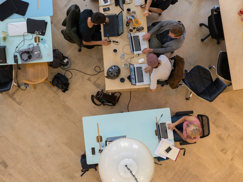 gettyimages-922578640-d7c075e961cd2a5afecc1ed7a7b151bd468aa5d9-s800-c85 Above, an elevated view of start-ups in the Collective Temperance Hospital in London in 2016. (Lionel Derimais/Corbis via Getty Images)