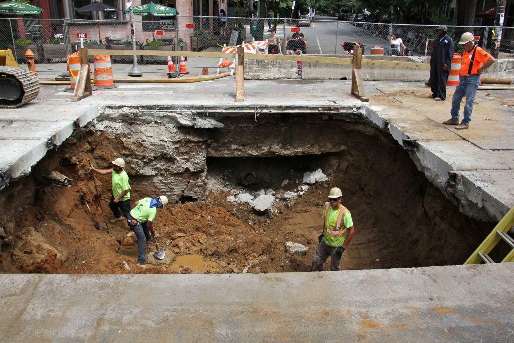 2019 06 07-e lee-west philadelphia baltimore and 43rd-sinkhole A sinkhole in Baltimore Avenue at 43rd Street was caused by a faulty sewer pipe. (Emma Lee/WHYY)