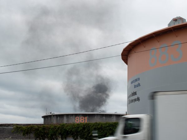A steady flow of traffic resumed Friday morning, June 21, despite a fiery explosion at the Philadelphia Energy Solutions Refining Complex. (Angela Gervasi for WHYY)