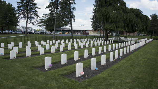 Carlisle_Barracks_Cemetery This cemetery on the grounds of Carlisle Barracks holds the remains of students from the former Carlisle Indian Industrial School. (Scott Finger/U.S. Army War College Photo Lab)