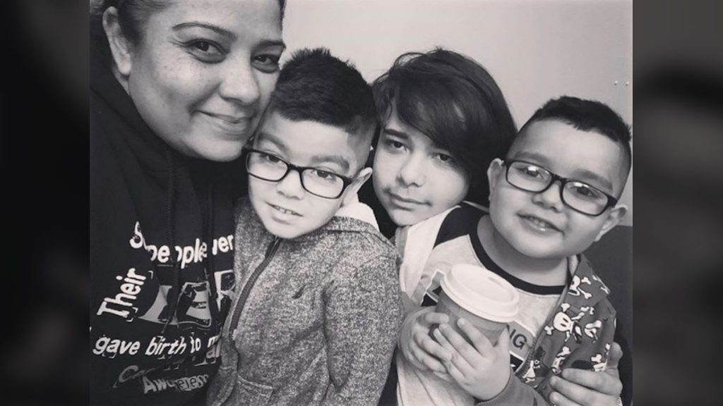 IMG-9978 Diana Alvarez with her children (photo provided)