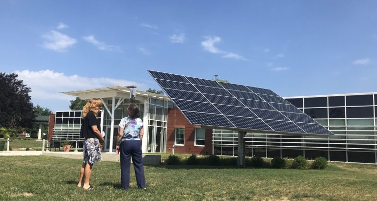 A ground-mounted solar panel at Millersville University tracks the sun’s path across the sky. (Marie Cusick/StateImpact Pennsylvania)