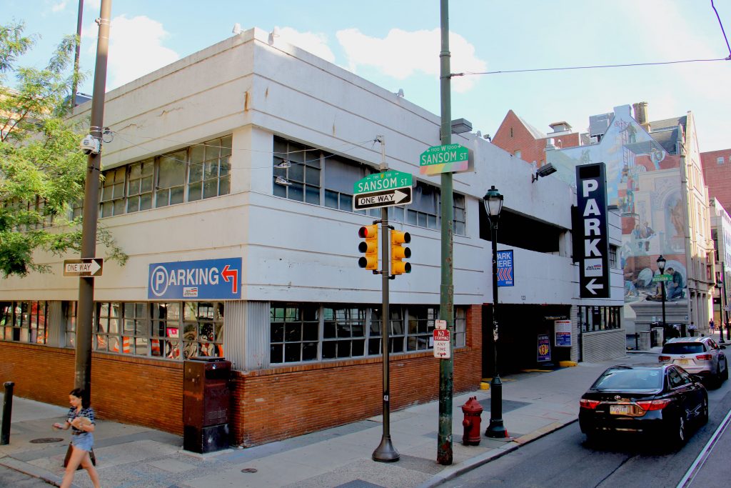 Parking garage at 12th and Sansom streets. (Emma Lee/WHYY)
