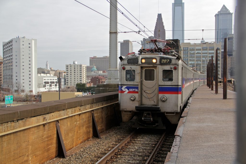 Septa regional rail Regional rail train