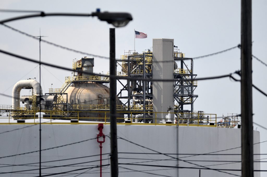 20190808 – PES Update – BS1637 Philadelphia Energy Solutions Refinery on August 8, 2019. (Bastiaan Slabbers for WHYY)