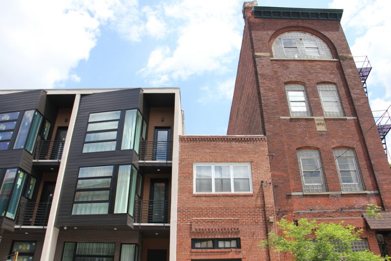 northern-liberties-gentrification_emma_Lee_whyy-768×512 New houses abut old in Northern Liberties, one of the city's fastest gentrifying areas. (Emma Lee/WHYY)