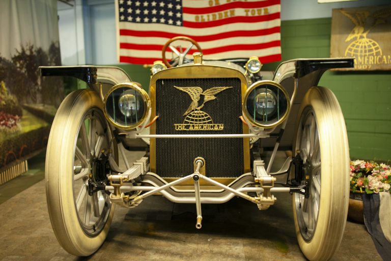 1909 AMERICAN UNDERSLUNG TRAVELER