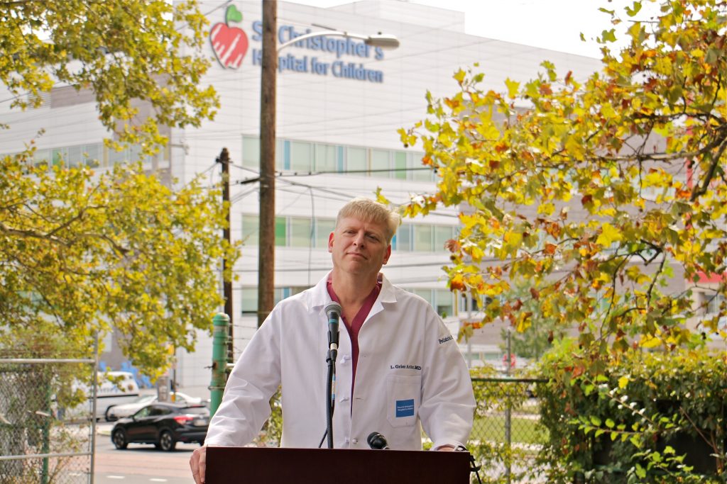 2019 09 05-e lee-grier arthur-philadelphia st christopher hospital-doctors rally Dr. Grier Arthur, a pediatric surgeon at St. Christopher's Hospital for Children, expresses the conditions the hospital staff would like to see met by a new owner. (Emma Lee/WHYY)
