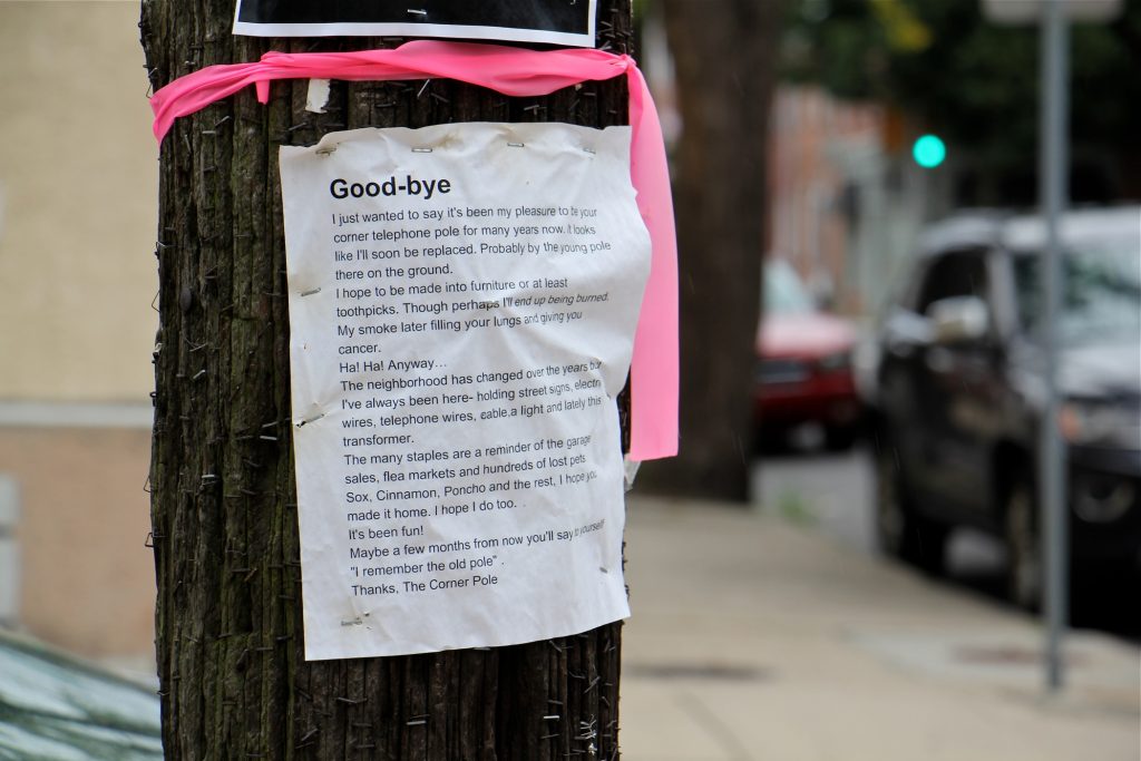 2019 09 13-e lee-south philadelphia 3rd and federal-goodbye from a utility pole goes viral A sentimental goodbye note written from the point of view of an old utility pole in South Philly went viral on Twitter and was read around the world. (Emma Lee/WHYY)