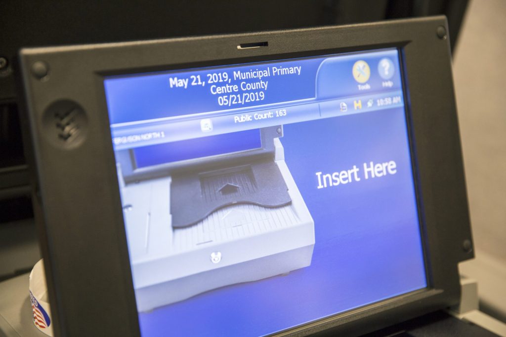 IMG_4081-1920×1280 Centre County introduced new ES&S voting machines in the primary on May 21, 2019. (Min Xian/WPSU)