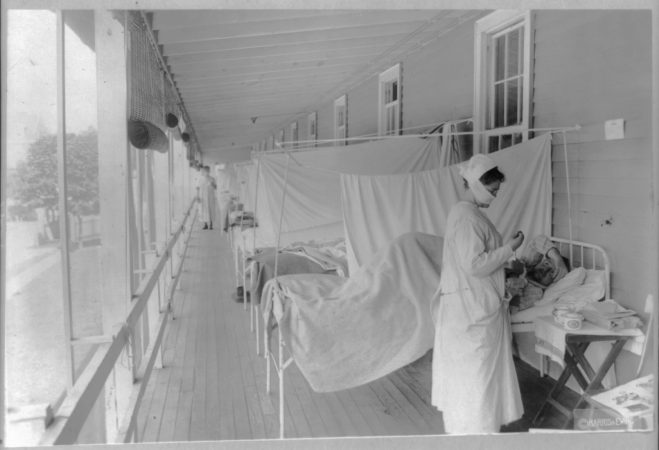Influenza ward, Walter Reed Hospital, Washington, D.C., about Nov. 1, 1918(Library of Congress Prints and Photographs Division)