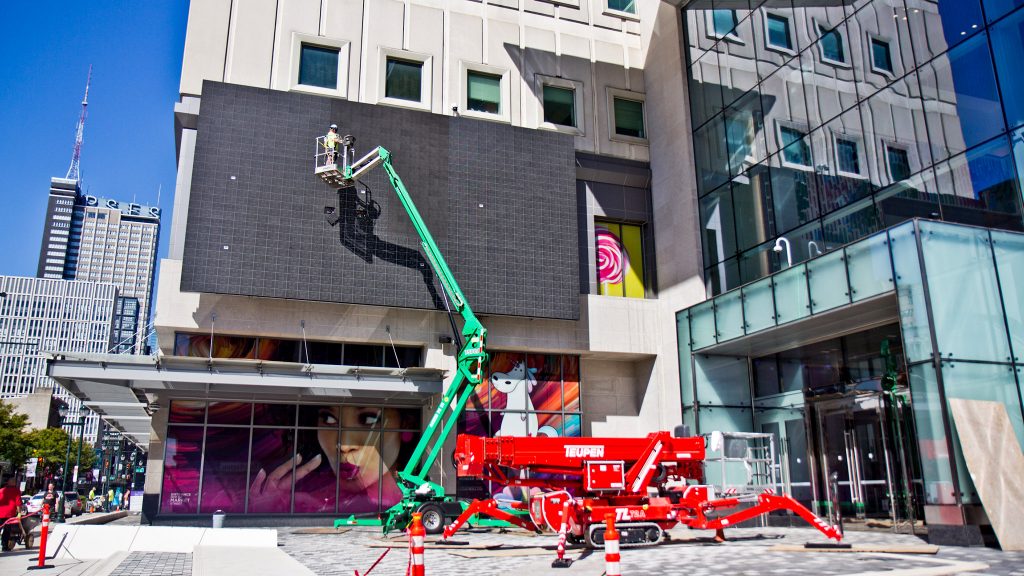 Ready or not, Fashion District Philadelphia is launching on Sept. 19 (Kimberly Paynter/WHYY)