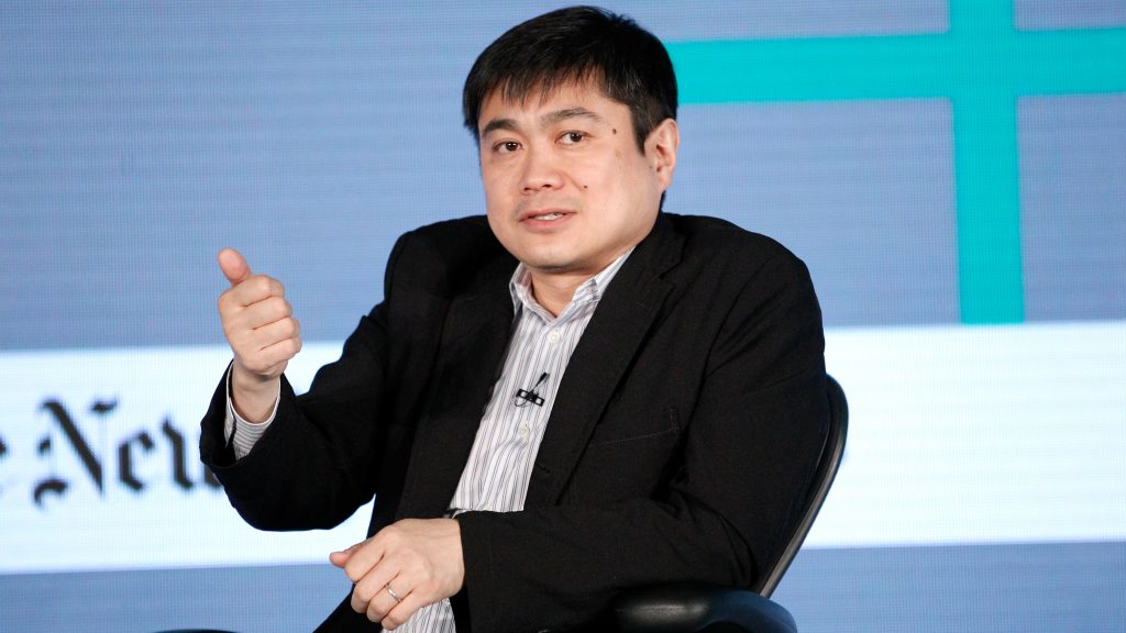 Joichi Ito stepped down as director of the M.I.T. Media Lab on Saturday after a New Yorker article alleged the lab concealed its ties to disgraced financier Jeffrey Epstein. Joichi Ito stepped down as director of the M.I.T. Media Lab on Saturday after a New Yorker article alleged the lab concealed its ties to disgraced financier Jeffrey Epstein. (Kimberly White/Getty Images)