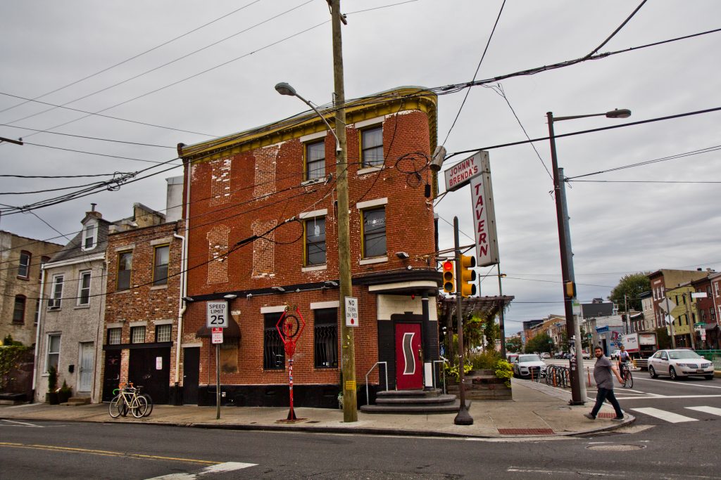2019 10 08 k paynter fishtown (1) Johny Brenda’s at Girad and Frankford Avenues in Fishtown. (Kimberly Paynter/WHYY)