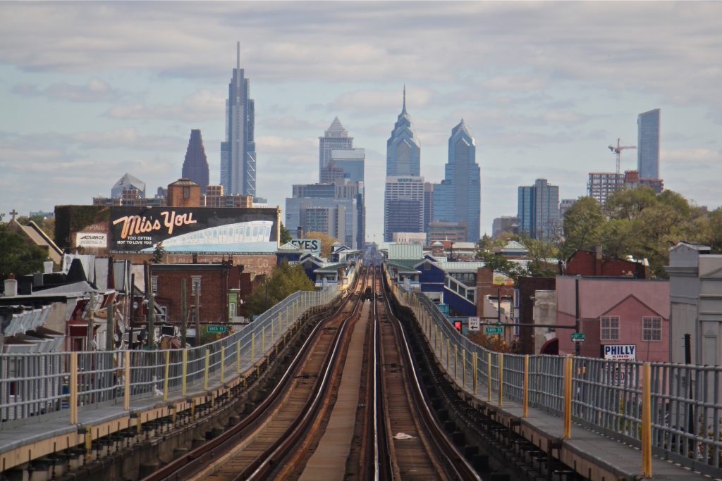 2019 10 18-e lee-philadelphia-market frankford line septa The Market-Frankford line, with the Philly skyline in the background