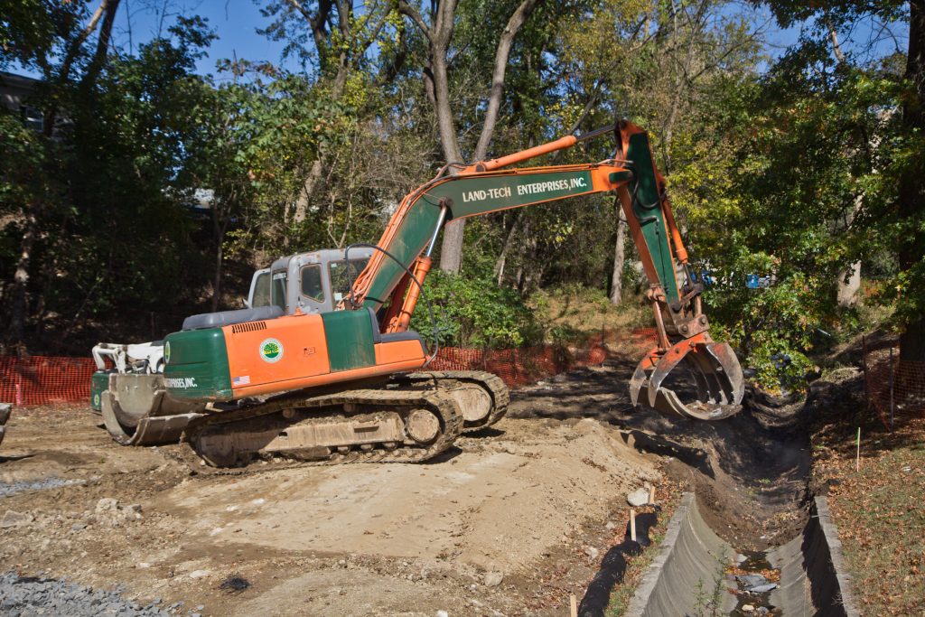 2019 10 24 k paynter conklin rec center-3 An excavator removes concrete pipe as part of a plan to restore a waterway at Conklin Recreation Center. (Kimberly Paynter/WHYY)