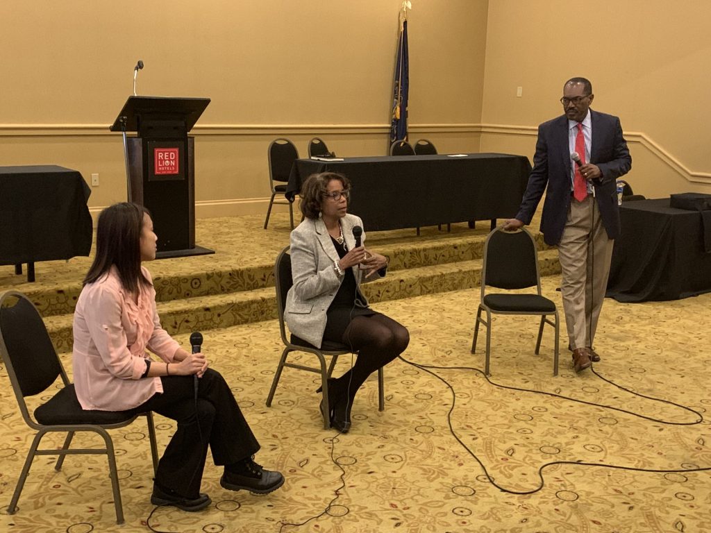 IMG_1163-1920×1440 With the 2020 census approaching, black community leaders are brushing up on the best ways to get people counted. (Katie Meyer/WITF)
