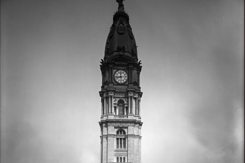 cityhallclockold In the early 1900s, people counted on the City Hall clock to keep in sync (PhillyHistory.org)