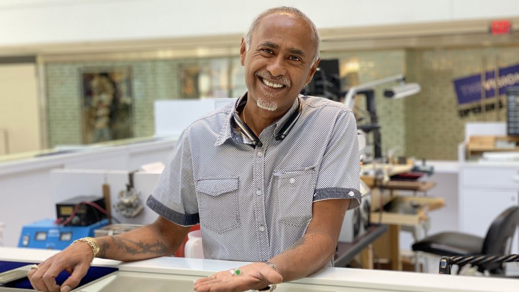 George Thomas at his new Creative Silver kiosk in the Fashion District DANYA HENNINGER / BILLY PENN
