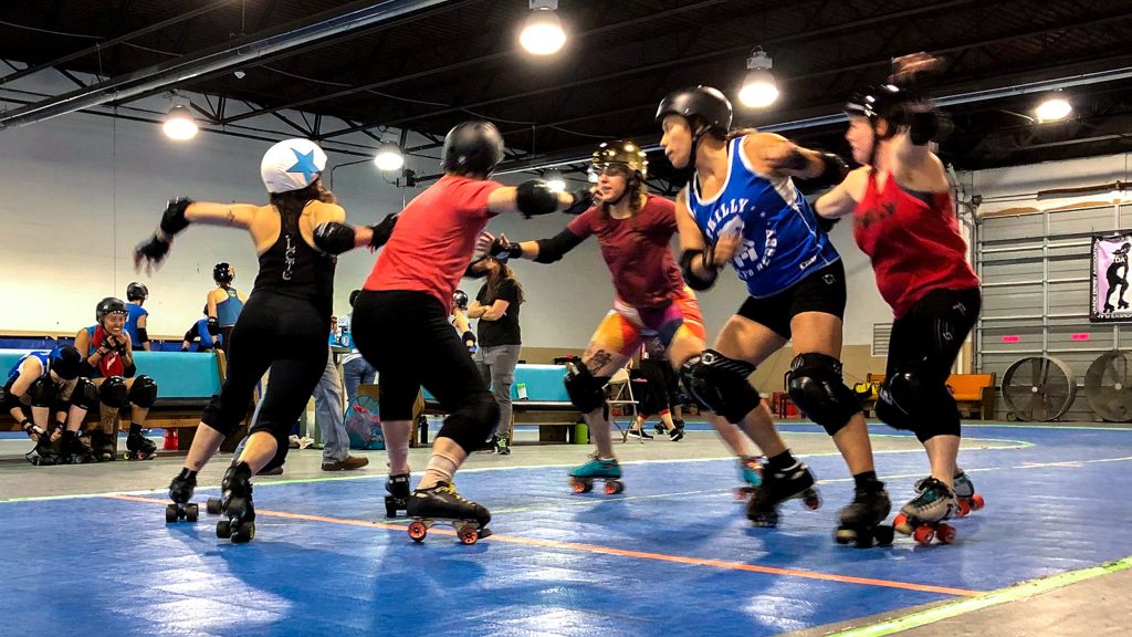 phillyrollergirls-01crop Philly's roller derby team practices plays in the runup to champs. (Michaela Winberg/Billy Penn)