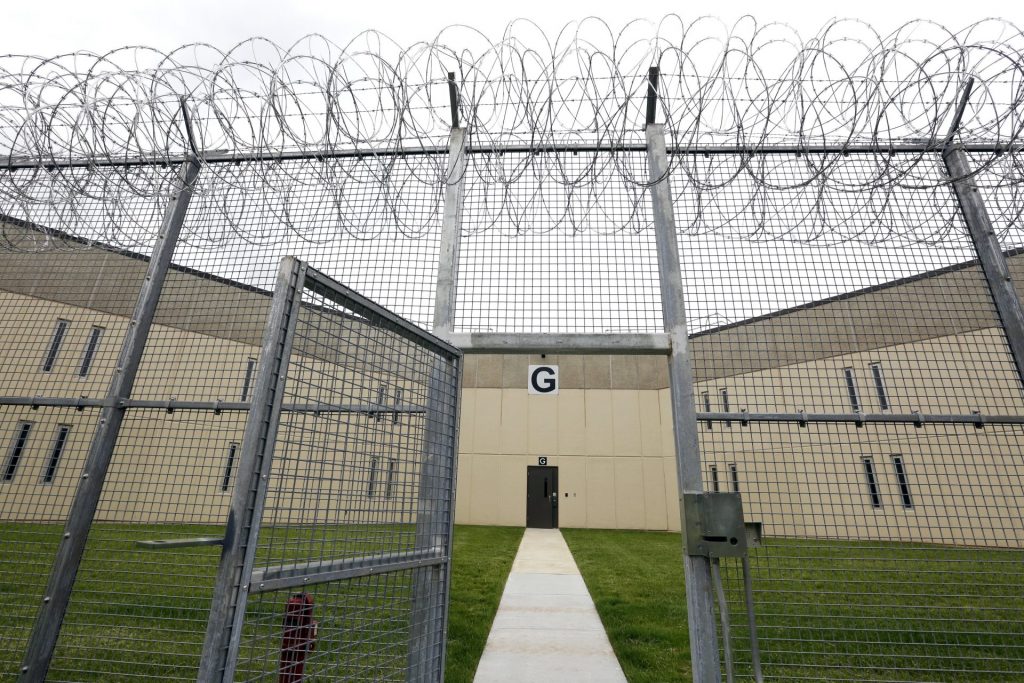 SCI-Phoenix-1920×1280 Block G is toured in the West section of the State Correctional Institution at Phoenix Friday June 1, 2018 in Collegeville, Pa. (Jacqueline Larma/AP Photo)