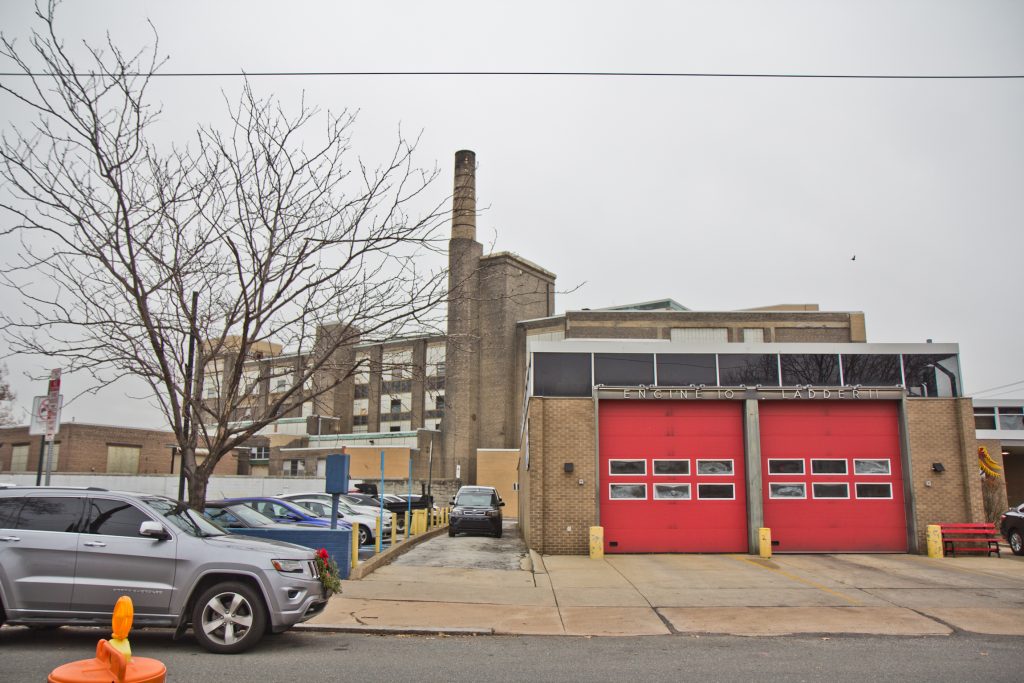 PFD Engine 10 in South Philadelphia. (Kimberly Paynter/WHYY) PFD Engine 10 in South Philadelphia will be demolished under a plan to build housing on the city land. (Kimberly Paynter/WHYY)