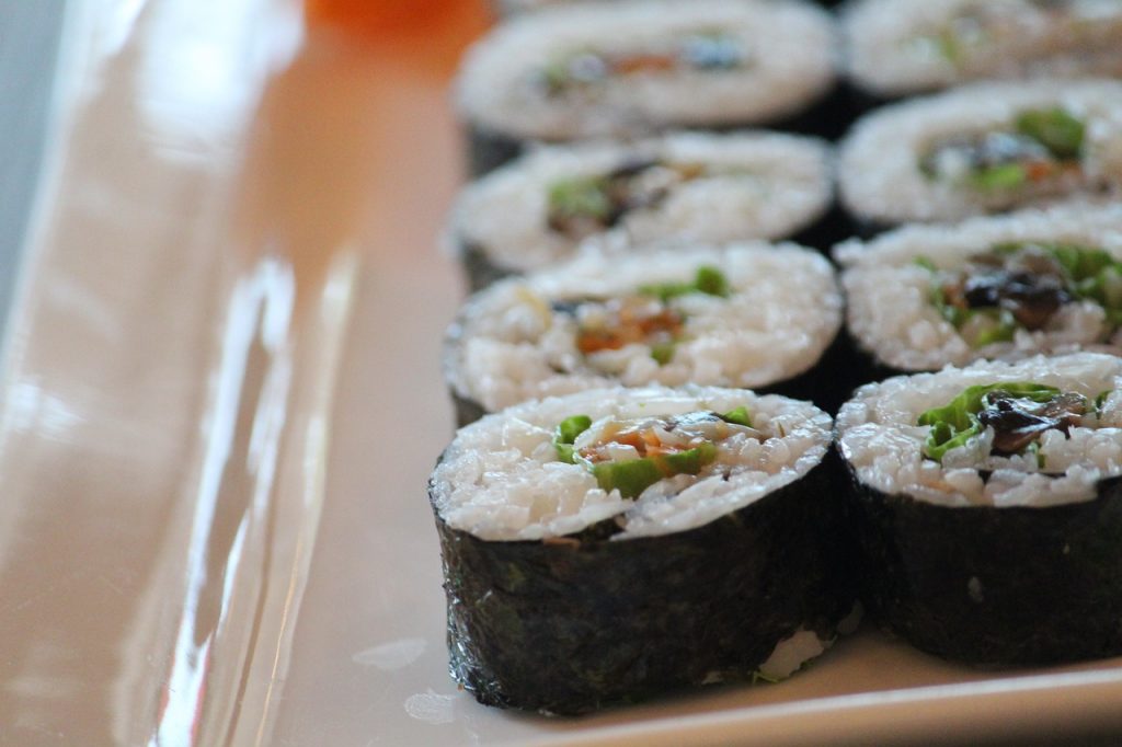 sushi-3431995_1280 Public domain image