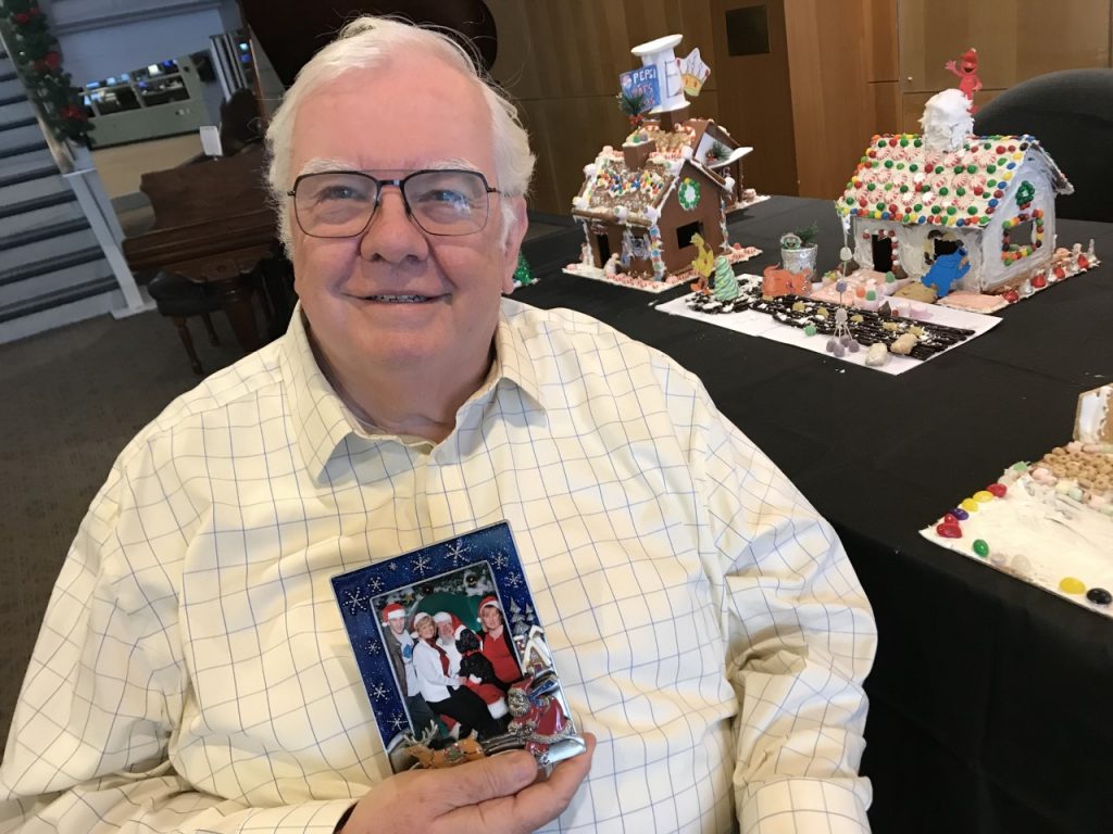 Jim Cummings of Pennsauken, N.J. once worked as a Santa Claus at Paramus Park Mall and found a special connection with wishful, loving children. (Jennifer Lynn/WHYY)