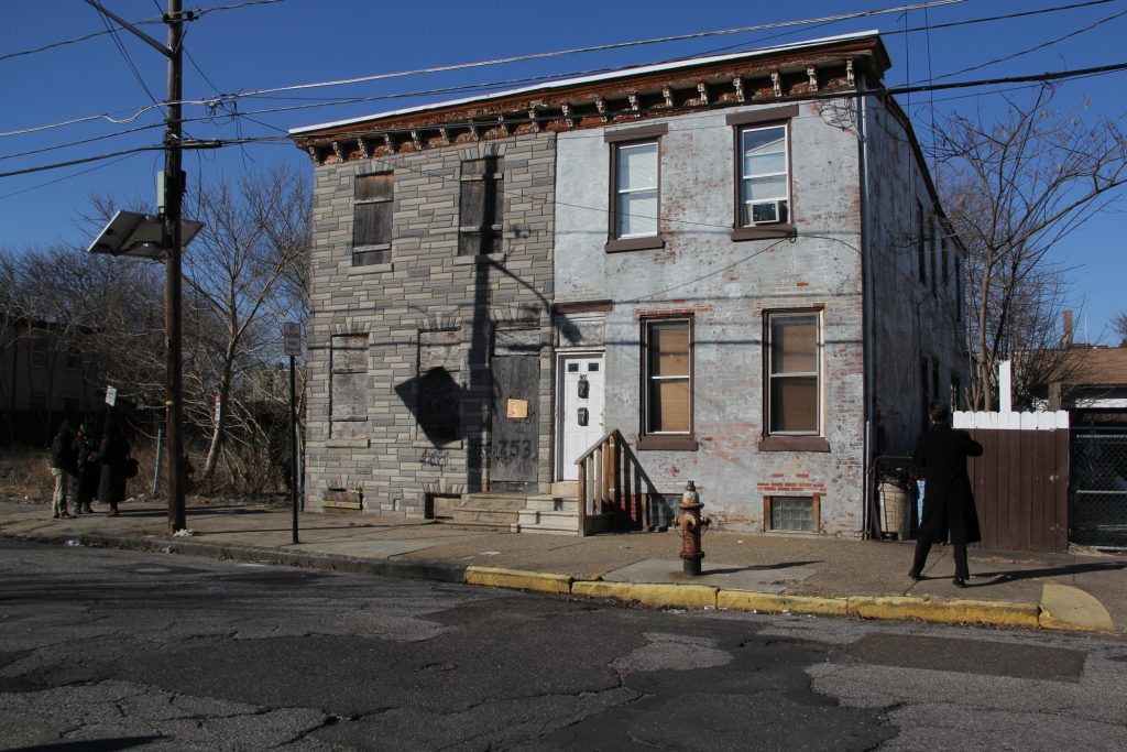 2015 02 03-e lee-camden 853 walnut street-martin luther king stayed here house Martin Luther King Jr. stayed in the back bedroom of this house (left) on Walnut Street in Camden, according to the owner who inherited the property from her father-in-law. (Emma Lee/WHYY)
