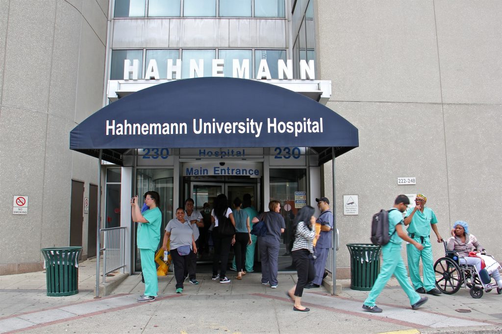 2019 07 11-e lee-philadelphia hahnemann hospital The entrance to Hahnemann University Hospital on North Broad Street on July 11, 2019. (Emma Lee/WHYY)