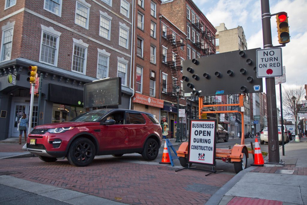 2020 1 16 k paynter water main break-3 A water main break in Old City has shut down 3rd and Arch Streets and all of 3rd Street to Market Street. Confused motorists were forced to turn around on one-way streets. (Kimberly Paynter/WHYY)