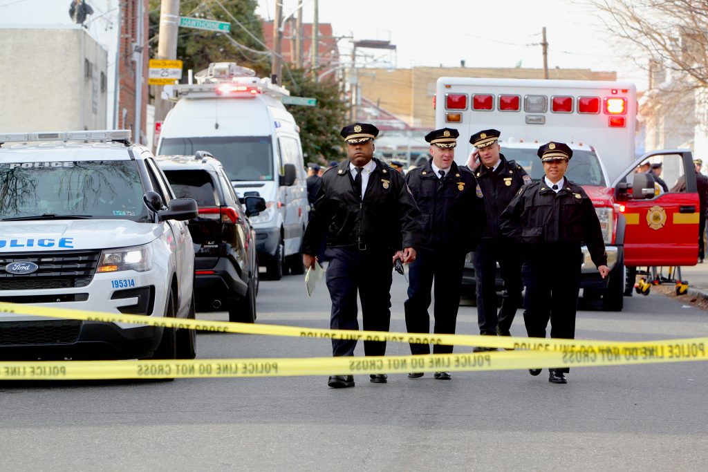 Image from iOS (6) Philadelphia Police are responding to an active shooter situation in the Frankford neighborhood. (Emma Lee/WHYY)