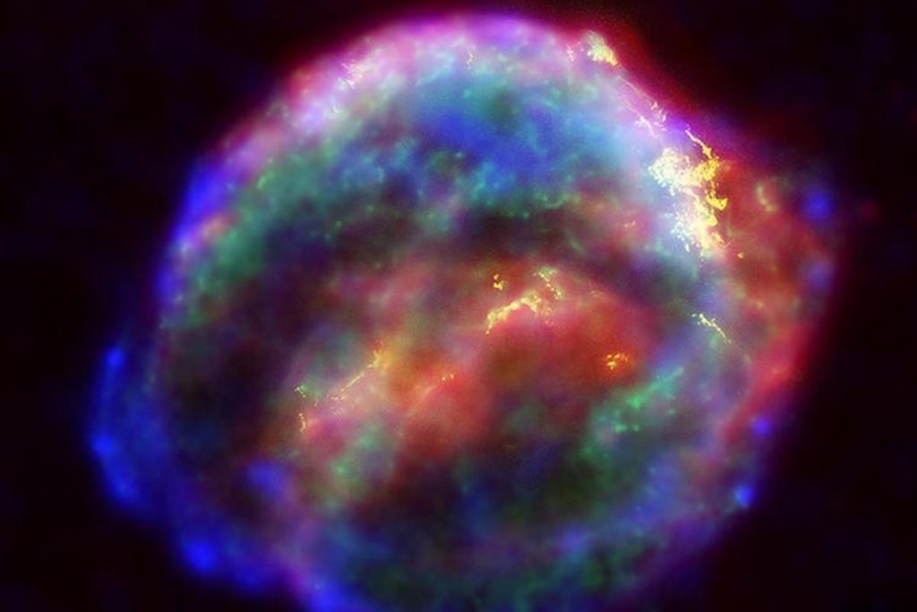 Three Great Eyes on Kepler’s Supernova Remnant NASA's three Great Observatories -- the Hubble Space Telescope, the SpitzerSpace Telescope, and the Chandra X-ray Observatory -- joined forces to probe theexpanding remains of a supernova, called Kepler's supernova remnant.