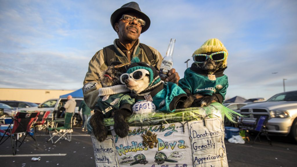 Eagles NFC Championship Tailgate Famous dog fellow at the Eagles NFC Championship tailgate in 2018. (Jared Gruenwald Photography for Billy Penn)