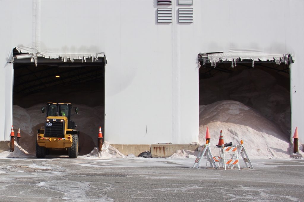 2017 03 13-e lee-southwest philadelphia-road salt Road salt fills a storage barn in Southwest Philadelphia. (Emma Lee/WHYY)