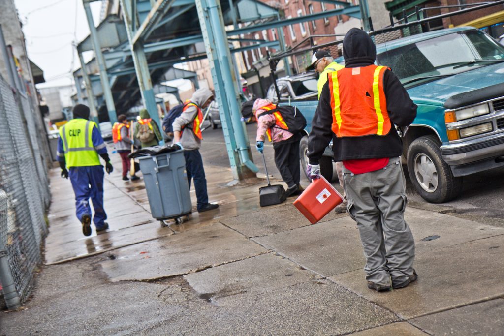 2020 2 4 k paynter work to earn-12 Lottery winners from Philadelphia’s Work-to-Earn program clean up the streets of Kensington Ave. (Kimberly Paynter/WHYY)