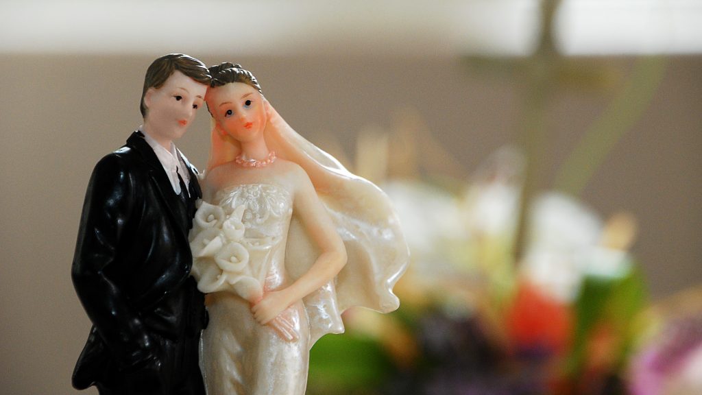 Many people think 02-02-2020 is a lucky date — and a good day to get married. Many people think 02-02-2020 is a lucky date -- and a good day to get married. (Chris Yarzab/Flickr)
