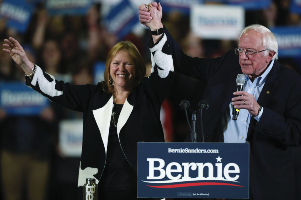 Democratic presidential candidate Sen. Bernie Sanders, I-Vt., with his wife, Jane O'Meara Sanders. (David Zalubowski/AP Photo)