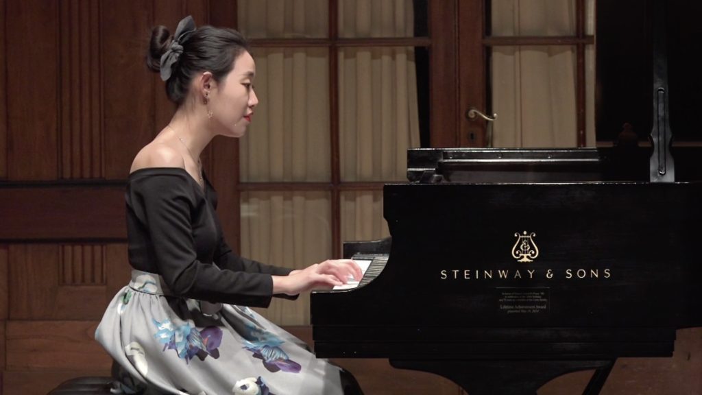 Pianist Ying Li performs on stage at Curtis.